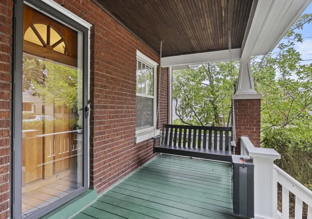 Photo 4 of Sale Pending at 734 Tremont Ave, Lexington, KY 40502 | MLS# 26028644 | Listing updated on 2026-10-20
