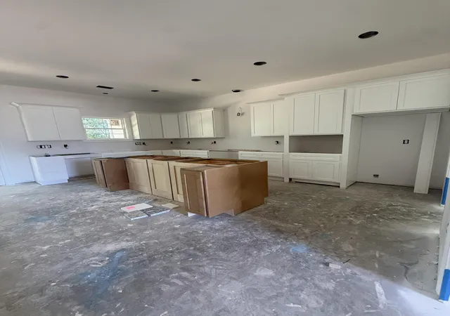 Photo 3 of Single family home for sale at 228 Krauss Dr, Nicholasville, KY 40356 | MLS# 26021592 | Listing updated on 2026-10-22
