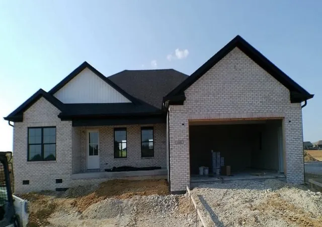 Photo 2 of Sale Pending at 440 Lands End Dr, Berea, KY 40403 | MLS# 26023306 | Listing updated on 2026-09-13