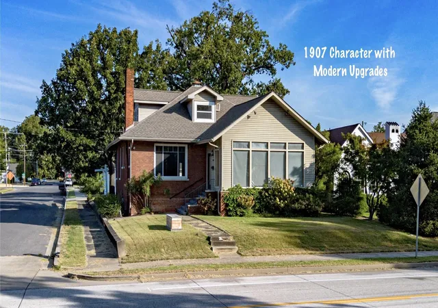 Photo 1 of Single family home for sale at 1939 Kentucky Ave, Paducah, KY 42003 | MLS# 26025213 | Listing updated on 2026-09-14