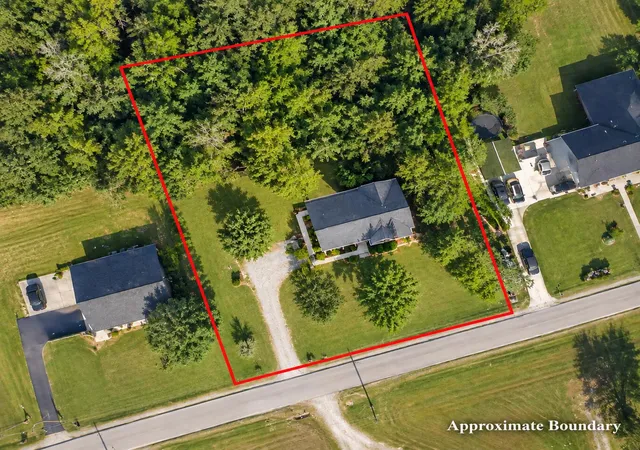 Photo 2 of Single family home for sale at 149 Mercer Ave, Harrodsburg, KY 40330 | MLS# 26021994 | Listing updated on 2026-09-10