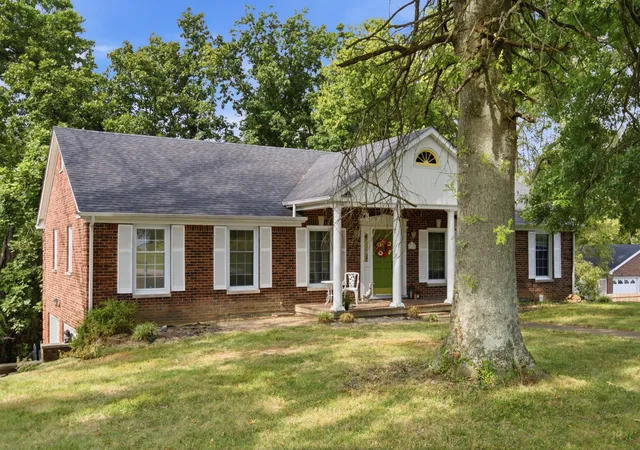 Photo 3 of Single family home for sale at 149 Mercer Ave, Harrodsburg, KY 40330 | MLS# 26021994 | Listing updated on 2026-09-10