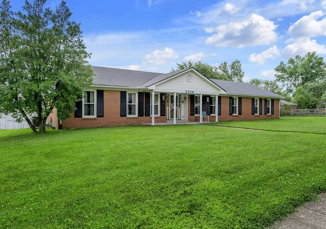 Photo 2 of Single family home for sale at 3336 Carriage Ln, Lexington, KY 40517 | MLS# 26027084 | Listing updated on 2026-10-13