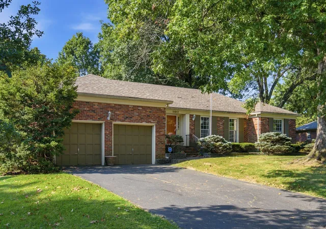 Photo 2 of Single family home for sale at 11012 Finchley Rd, Louisville, KY 40243 | MLS# 26023717 | Listing updated on 2026-09-28