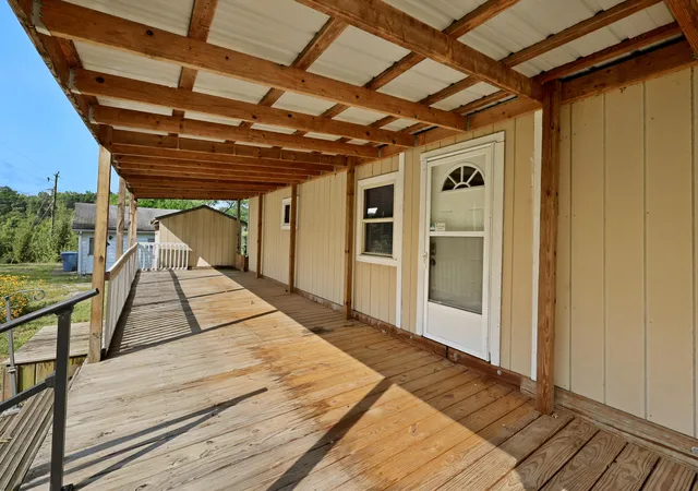 Photo 3 of Single family home for sale at 353 Mcfarland Dr, Corinth, KY 41010 | MLS# 26024468 | Listing updated on 2026-09-05