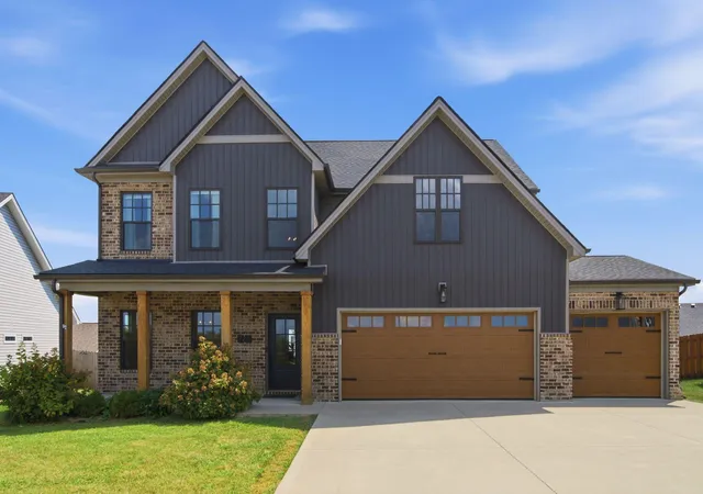 Photo 2 of Single family home for sale at 728 Shaker Dr, Richmond, KY 40475 | MLS# 26022606 | Listing updated on 2026-09-13