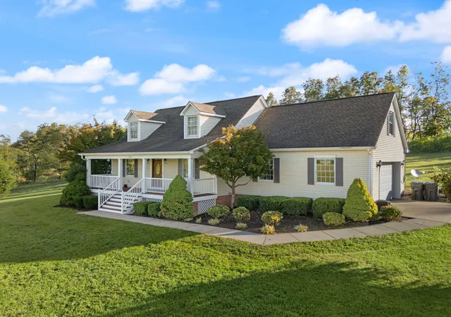 Photo 1 of Single family home for sale at 144 Highview Path, Georgetown, KY 40324 | MLS# 26026945 | Listing updated on 2026-10-13