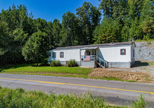Photo 1 of Sale Pending at 6861 Rockcastle Rd, Cadiz, KY 42211 | MLS# 26022468 | Listing updated on 2026-09-28