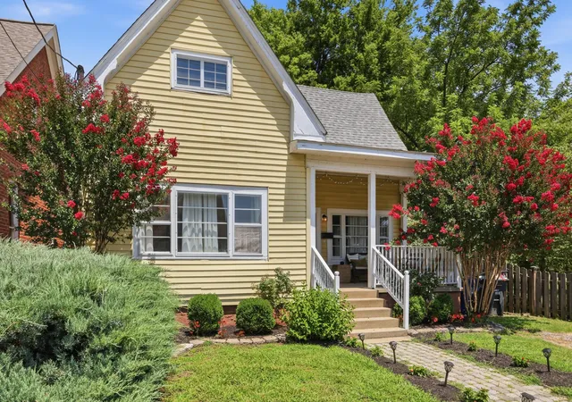 Photo 3 of Sale Pending at 522 N 8th Street, Paducah, KY 42001 | MLS# 26023969 | Listing updated on 2026-09-06