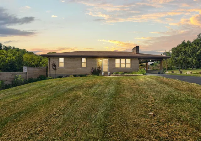 Photo 3 of Single family home for sale at 510 Dare Dr, Mount Sterling, KY 40353 | MLS# 26024402 | Listing updated on 2026-09-04