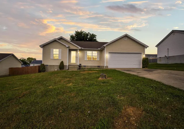 Photo 2 of Single family home for sale at 332 Woodland Ln, Mount Sterling, KY 40353 | MLS# 26024821 | Listing updated on 2026-09-09