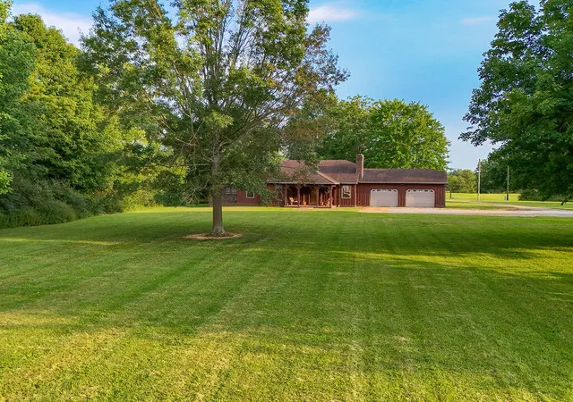 Photo 2 of House for sale at 2499 Kentucky 58, Mayfield, KY 42066 | MLS# 26024204 | Listing updated on 2026-09-11