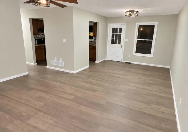 Photo 2 of Single family home for sale at 708 Broadway St, Irvine, KY 40336 | MLS# 26022626 | Listing updated on 2026-10-26