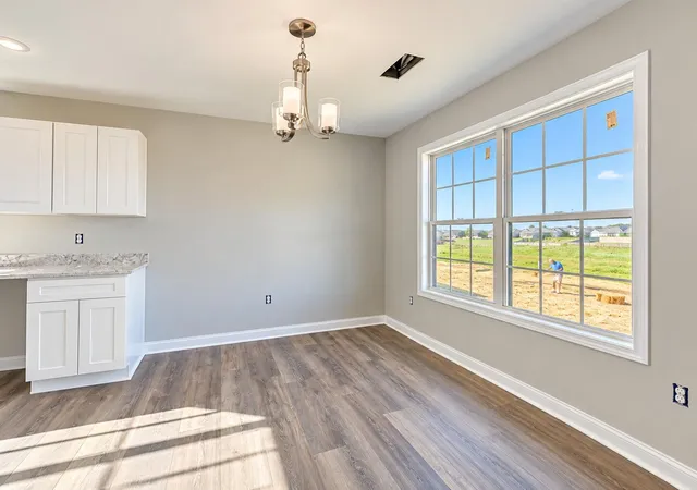 Photo 4 of Single family home for sale at 275 Stoney Crk Way, Berea, KY 40403 | MLS# 26022630 | Listing updated on 2026-09-15