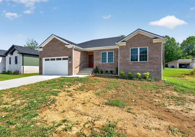 Photo 2 of Single family home for sale at 204 Jett Dr, Winchester, KY 40391 | MLS# 26022830 | Listing updated on 2026-10-13