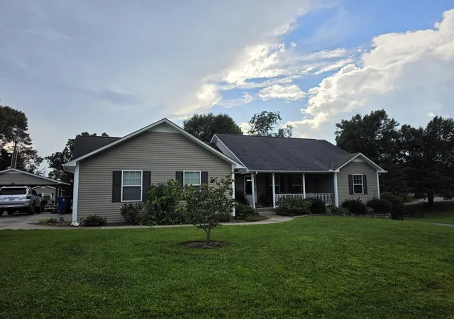 Photo 2 of Sale Pending at 390 Talon Trl, London, KY 40744 | MLS# 26023167 | Listing updated on 2026-09-15