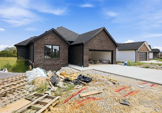Photo 2 of Single family home for sale at 482 Wyldwood Wy, Berea, KY 40403 | MLS# 26023685 | Listing updated on 2026-09-01