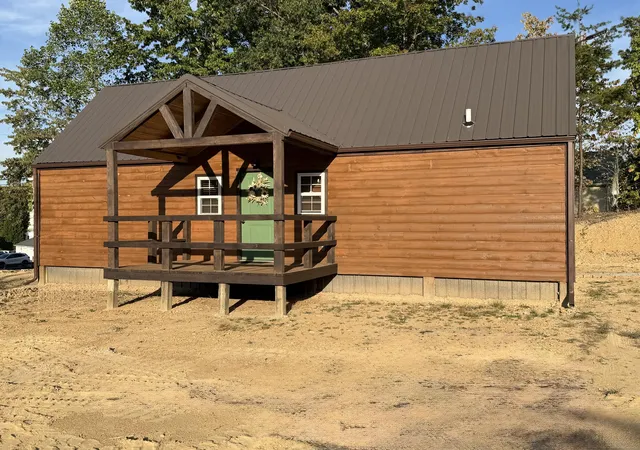 Photo 1 of Single family home for sale at 627 Somerset Rd, London, KY 40741 | MLS# 26022969 | Listing updated on 2026-10-13