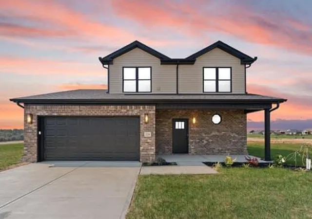 Photo 1 of Single family home for sale at 220 Stillwater Dr, Berea, KY 40403 | MLS# 26022957 | Listing updated on 2026-10-23