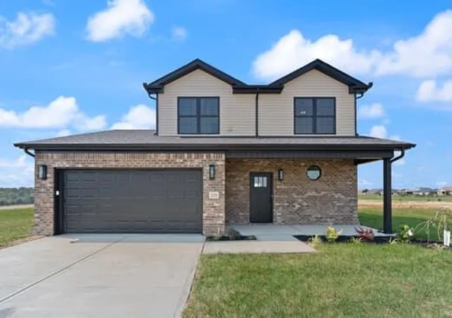 Photo 2 of Single family home for sale at 220 Stillwater Dr, Berea, KY 40403 | MLS# 26022957 | Listing updated on 2026-10-23
