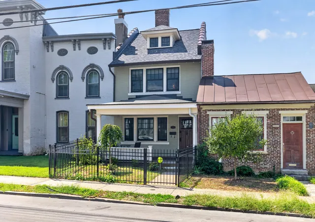 Photo 3 of Single family home for sale at 128 E 3rd Street, Lexington, KY 40508 | MLS# 26023695 | Listing updated on 2026-09-16