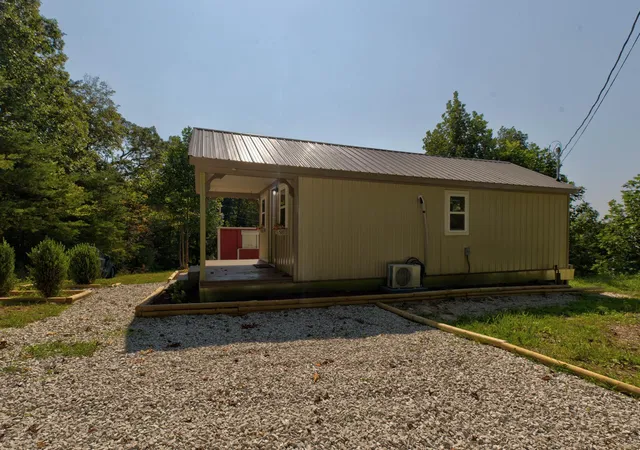 Photo 3 of Single family home for sale at 100 Lyons Cemetery Rd, Morehead, KY 40351 | MLS# 26023097 | Listing updated on 2026-10-13
