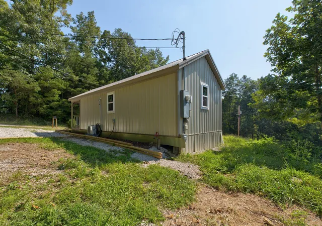 Photo 4 of Single family home for sale at 100 Lyons Cemetery Rd, Morehead, KY 40351 | MLS# 26023097 | Listing updated on 2026-10-13