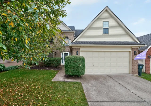 Single family home for sale at 708 Sunny Slope Tr, Lexington, KY 40514 | MLS# 26024192