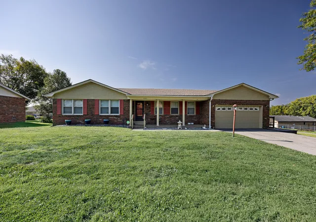 Photo 1 of Single family home for sale at 430 Carrigan Dr, Danville, KY 40422 | MLS# 26023216 | Listing updated on 2026-09-06