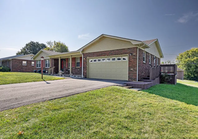 Photo 2 of Single family home for sale at 430 Carrigan Dr, Danville, KY 40422 | MLS# 26023216 | Listing updated on 2026-09-06