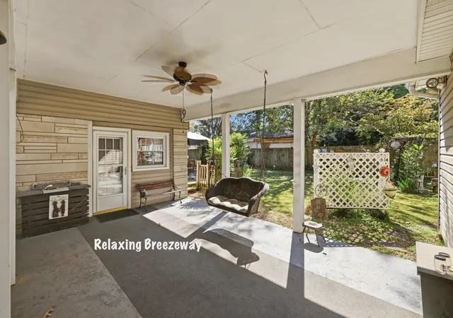 Photo 2 of Single family home for sale at 2701 Goodman St, Paducah, KY 42003 | MLS# 26028958 | Listing updated on 2026-10-21