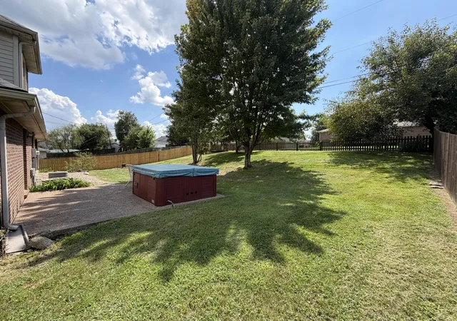 Photo 4 of Single family home for sale at 420 Calmes Blvd, Winchester, KY 40391 | MLS# 26024212 | Listing updated on 2026-09-03