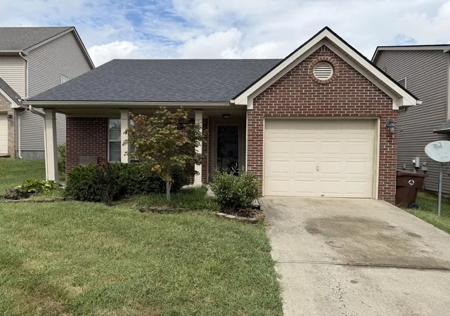 Photo 2 of Single family home for sale at 244 Prescott Ln, Winchester, KY 40391 | MLS# 26025092 | Listing updated on 2026-09-11