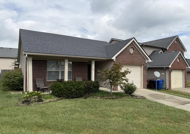 Photo 3 of Single family home for sale at 244 Prescott Ln, Winchester, KY 40391 | MLS# 26025092 | Listing updated on 2026-09-11