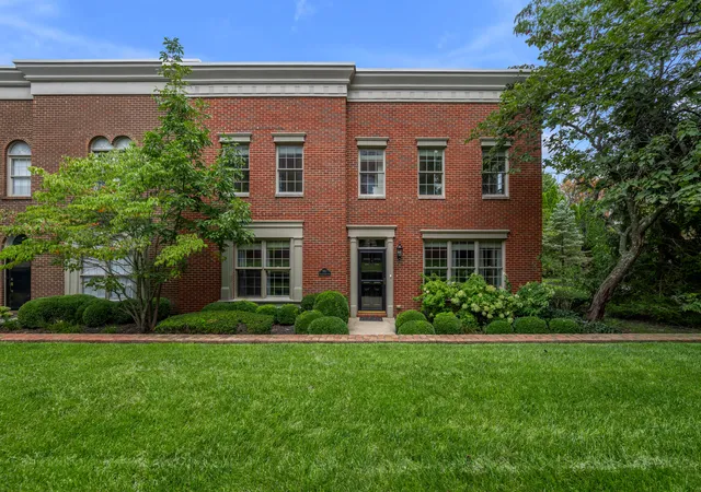 Photo 4 of Townhouse for sale at 982 Village Green Ave, Lexington, KY 40509 | MLS# 26024480 | Listing updated on 2026-09-10