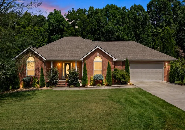 Photo 3 of Single family home for sale at 378 Horizon Hill Dr, Somerset, KY 42503 | MLS# 26023514 | Listing updated on 2026-10-07