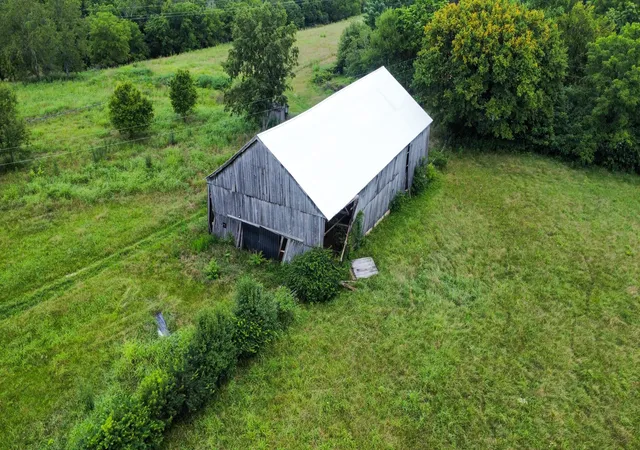 Photo 3 of Sale Pending at 1233 Corman Ln, Nicholasville, KY 40356 | MLS# 26024290 | Listing updated on 2026-09-13