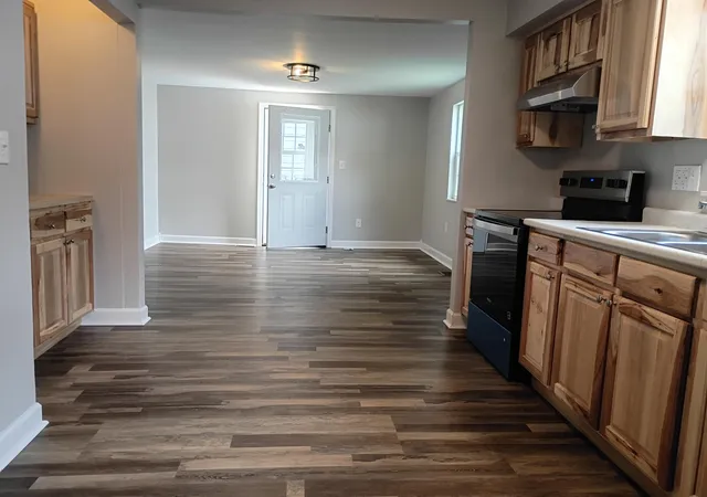 Photo 3 of Single family home for sale at 1213 Silliman Ave, Danville, KY 40422 | MLS# 26023415 | Listing updated on 2026-10-19