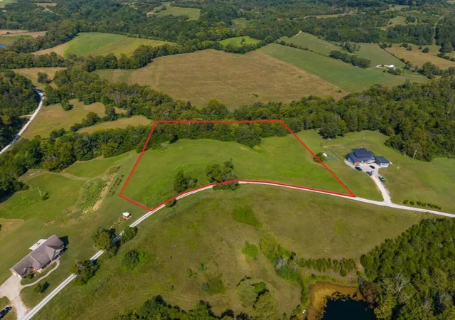 Photo 1 of Sale Pending at 650 Holladay Ln, Waco, KY 40385 | MLS# 26024227 | Listing updated on 2026-09-25