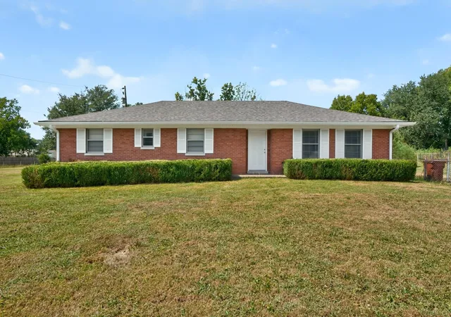 Photo 1 of Sale Pending at 1321 Shun Pike, Nicholasville, KY 40356 | MLS# 26025952 | Listing updated on 2026-10-13