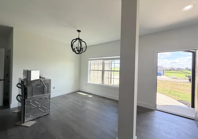 Photo 3 of Single family home for sale at 118 Cabela Dr, Richmond, KY 40475 | MLS# 26023462 | Listing updated on 2026-09-14