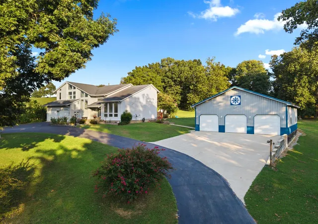 Photo 1 of Multi family home for sale at 4088 Us 60, Marion, KY 42064 | MLS# 26024607 | Listing updated on 2026-09-08