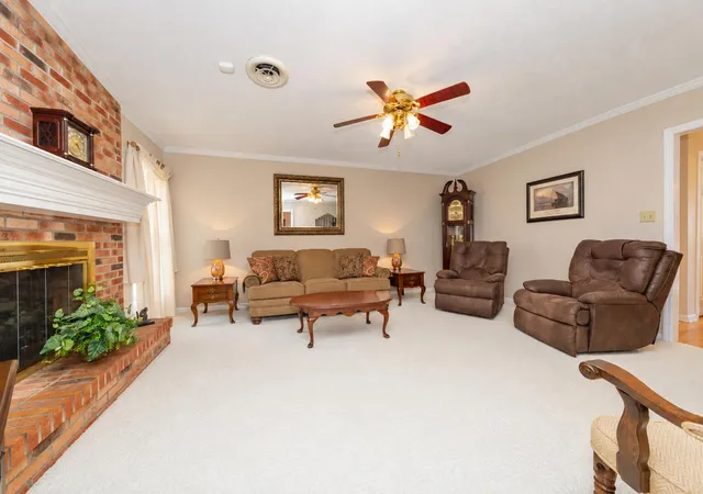 Photo 2 of Single family home for sale at 121 Quail Run, Somerset, KY 42503 | MLS# 26023533 | Listing updated on 2026-10-06