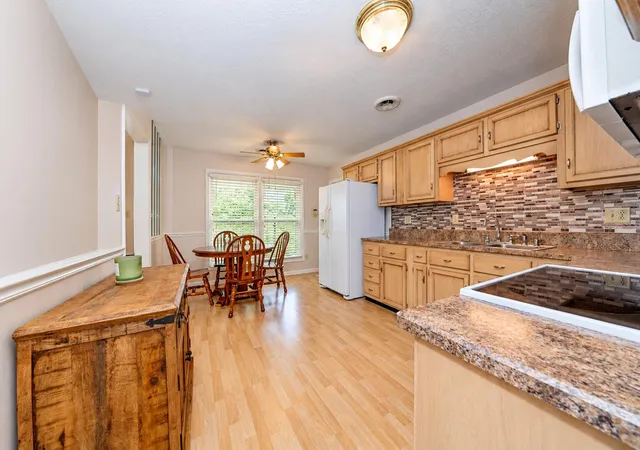 Photo 4 of Single family home for sale at 121 Quail Run, Somerset, KY 42503 | MLS# 26023533 | Listing updated on 2026-10-06