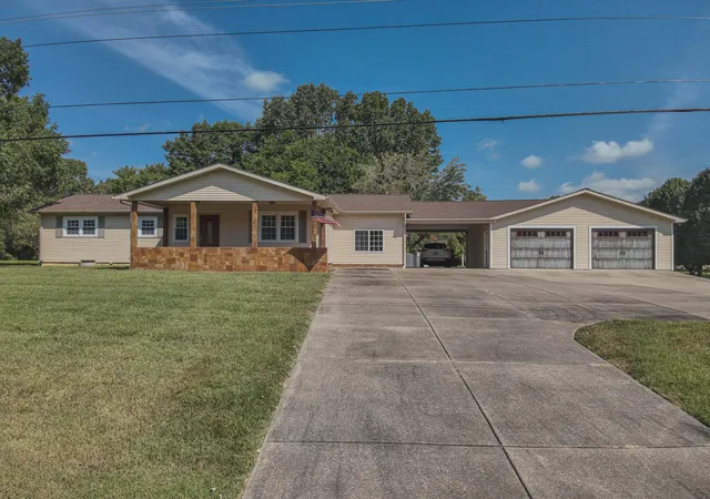 Photo 1 of Sale Pending at 9800 Us Hwy 62, Calvert City, KY 42029 | MLS# 26024776 | Listing updated on 2026-09-22