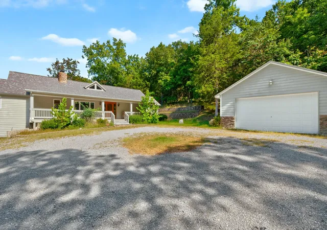Photo 3 of Single family home for sale at 153 Deerlake Path, Sadieville, KY 40370 | MLS# 26024136 | Listing updated on 2026-09-04