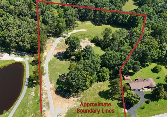 Photo 4 of Land for sale at 4225 New Irvine Rd, Waco, KY 40385 | MLS# 26024180 | Listing updated on 2026-09-04