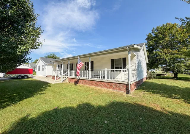 Photo 1 of Single family home for sale at 17 Proffitt St, Brodhead, KY 40409 | MLS# 26024602 | Listing updated on 2026-10-04