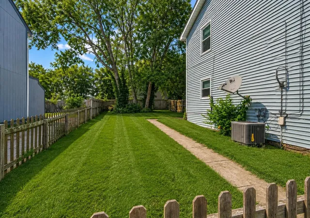 Photo 39 of Multi family home for sale at 121 Lakeview Dr, Nicholasville, KY 40356 | MLS# 26024132 | Listing updated on 2026-09-10