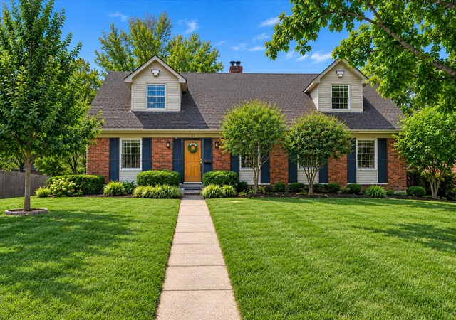Single family home for sale at 328 Leawood Dr, Lexington, KY 40502 | MLS# 26023707
